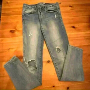 Aeropostale distressed ripped Lola women jegging size 6